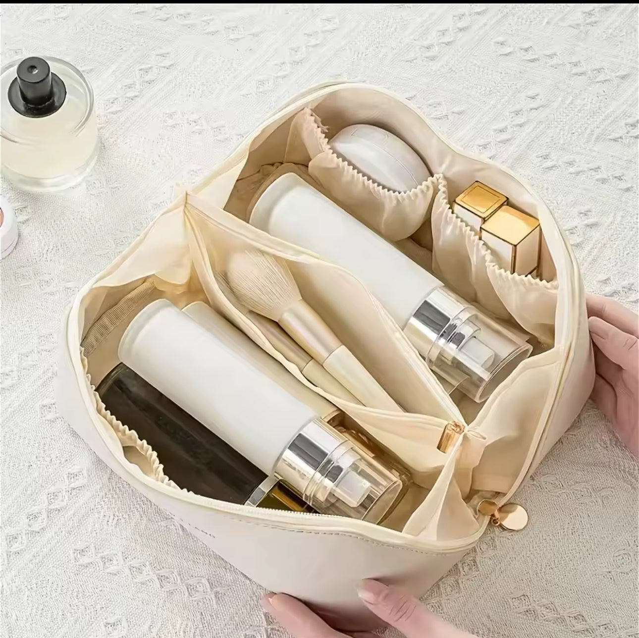 KIVA™  Makeup Organizer Bag