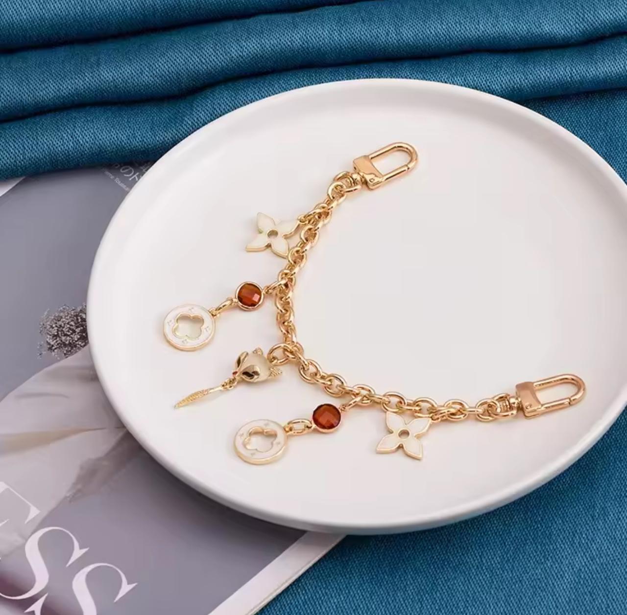 Glimora™ Luxe Chain Bag Charm – Signature Edition