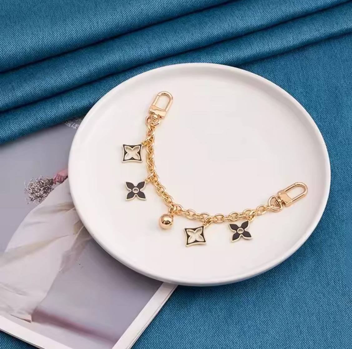 Glimora™ Luxe Chain Bag Charm – Signature Edition
