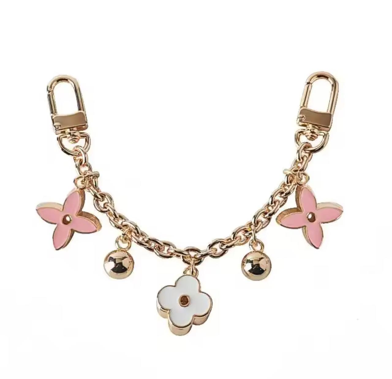 Glimora™ Luxe Chain Bag Charm – Signature Edition